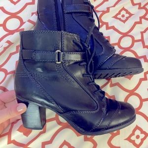 Naturalizer Black Heeled Booties
